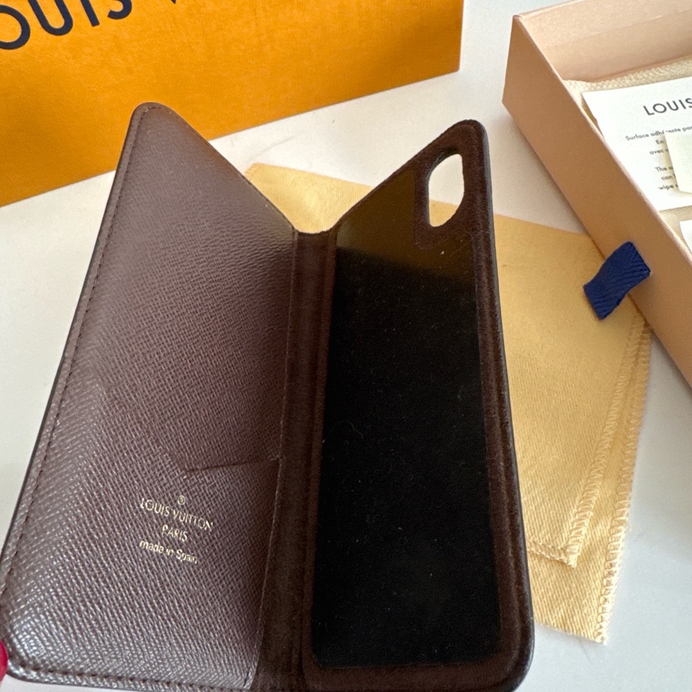 Louis Vuitton Brown Monogram Card Holder - Picture 2 of 5